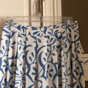 Wide leg pleated pants